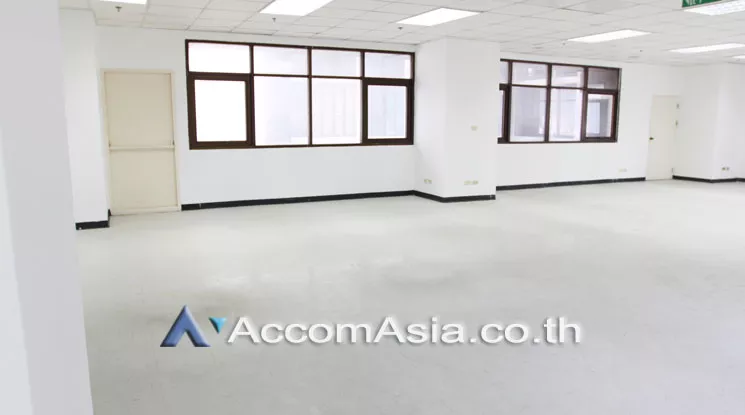 5  Office Space For Rent in Charoennakorn ,Bangkok BTS Krung Thon Buri at Thai Sri Tower AA13713